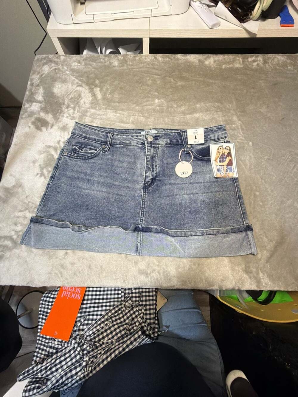 BBJ Los Angeles Medium Vintage Cuffed Denim Mini Skirt Size L NWT